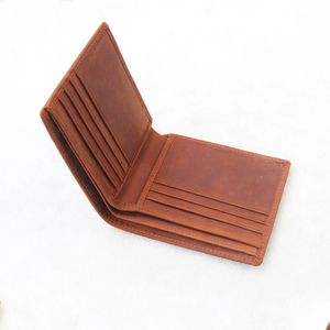 กระเป๋าสตางค์หนังแท้ดีไซน์ทันสมัยสุดฮิต หนังลาย Crazy Horse สีน้ำตาล แบบใบหลวม ใส่บัตรได้หลายใบ มีซิป ทนทาน เหมาะสำหรับผู้ชายใช้ในชีวิตประจำวัน - Product Image 6