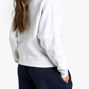 Vente en gros de vêtements deux pièces personnalisés pour femmes pour l'automne et l'hiver 2025 Nouveaux tricots pour femmes Pull à col rond avec fleurs - Product Image 2