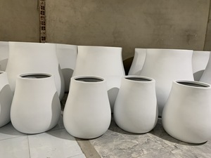 Jardinière en fibre de verre légère sur mesure, style moderne UNI EXIM, pour la maison et le jardin, pot de fleurs, directement du fabricant - Product Image 4