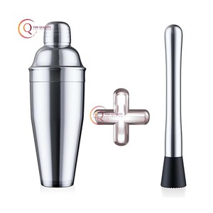 Shaker à cocktail fait à la main de la plus grande qualité avec couleur argent brillant poli avec agitateur à cocktail Fournitures pour hôtel et bar - Product Image 1