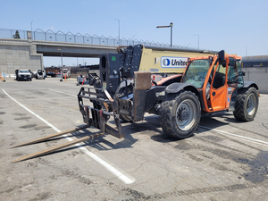 2017 1255 Telehandler Wholesale Heavy Lifting Solution Ready for Export - Product Image 4