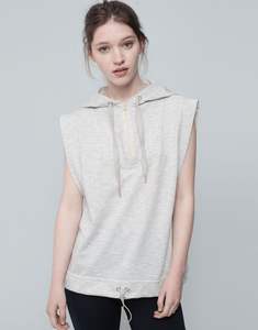 Top activo sin mangas con capucha de alta calidad para mujer Ropa deportiva cómoda y suave para exteriores con MOQ bajo - Product Image 1