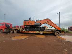 Miniexcavadora Mediana con Motor de 235 kW de Potencia para Construcción y Minería, Excavación de Zanjas y Carga - Alto Rendimiento Hitachi - Product Image 6