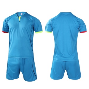 Conjunto de camiseta de fútbol con impresión por sublimación personalizada camiseta de fútbol personalizable de color azul para hombre - Product Image 4