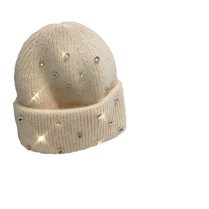 Gorro Unisex Brillante con Pedrería, Gorro de Invierno Cálido con Bordado 3D de Calavera, Puño Grueso, Gorro de Punto con Cristales Brillantes, Estilo Y2K - Product Image 5