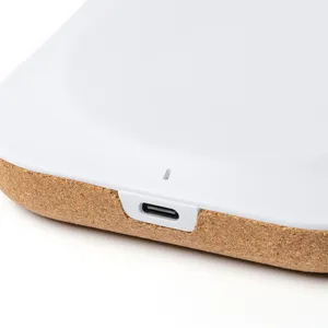 Base di Ricarica Wireless Sostenibile Merlara per Dispositivi USB, Ideale per Articoli Promozionali - Product Image 3