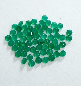 Oferta: Ónice Verde Natural de 0.8ct, Piedra Preciosa Suelta para Anillos de Compromiso, Pendientes, Accesorios de Diseño Disponibles al Mejor Precio, Mágico - Product Image 1
