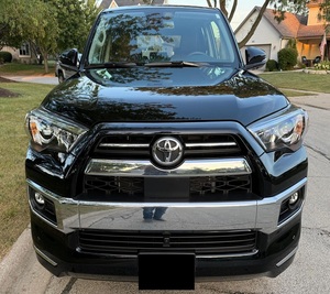 Toyota 4Runner Limited 4x4 SUV 2024 avec toit ouvrant, phares, caméra arrière 360°, sièges électriques - Product Image 1