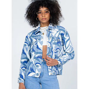 Blouson bombardier surdimensionné conçu sur mesure pour femmes Denim délavé vintage brodé graphique bord brut ourlet fermeture éclair complète remplissage en coton - Product Image 1
