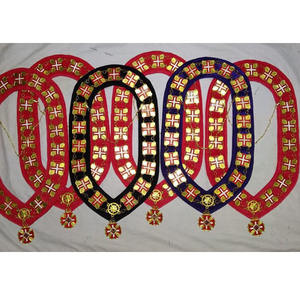 Collier de chaîne maçonnique, collier de chaîne de cérémonie, chaîne en métal doré, velours rouge, double rangée de strass, colliers brodés à la main - Product Image 5