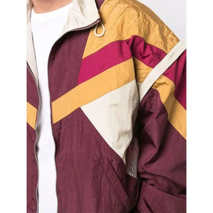 Chaqueta Cortavientos Ligera e Impermeable con Capucha para Hombre, para Deportes al Aire Libre, Plegable, Transpirable, Ideal para Correr, Senderismo y Ciclismo - Product Image 2