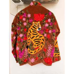 Autumn/Winter Brown Tiger Velvet Embroidered <b>Jacket</b> Reversible Outerwear Linen Nylon Lining Soft Leather Western Satin Polyester - Product Image 1