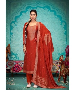 Modest Style Boutique Pakistani SalwarKameez para Mujer con Dupatta y Vestido Largo - Product Image 6