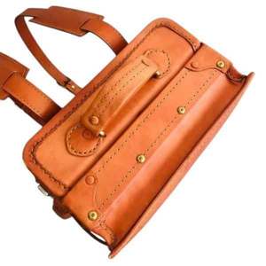 Cofre y mochila de viaje de cuero convertible de expedición hecha a mano de la mejor calidad, caja de viaje de cuero con correas para mochila - Product Image 3