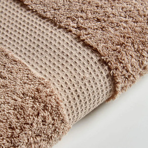Serviette de bain 100% coton pour hommes, douce, pour usage domestique, tissu de haute qualité, prix d'usine, personnalisable, techniques de tissage - Product Image 3