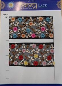 Dentelle brodée florale colorée élégante pour la mode, la décoration intérieure et les projets d'artisanat - Product Image 6