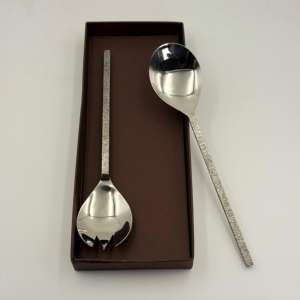 Servidores de Ensalada Decorativos de Metal con Diseño Único, Servidor de Acero Inoxidable con Acabado Pulido y Mango con Relieve - Product Image 5