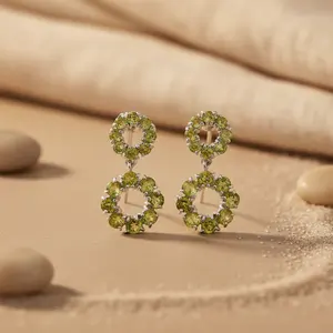 ต่างหูเงิน 925 สำหรับผู้หญิงประดับด้วยหินมุก - Product Image 2