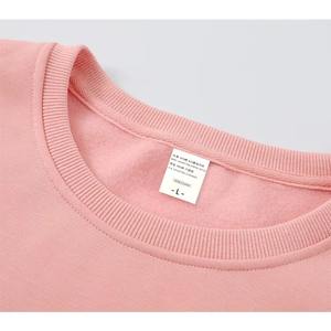 Sweat-shirt à col rond de haute qualité respirant sur mesure pour hommes de couleur unie disponible pour les achats en gros - Product Image 3