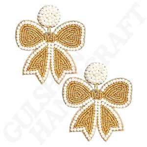 Boucles d'oreilles en perles Emma Bow faites à la main Bijoux élégants et chics pour mariages, fêtes et style de tous les jours au design intemporel pour filles - Product Image 3