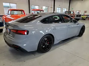 ออดี้ RS 5 สปอร์ตแบ็ก ปี 2023 สภาพใหม่เอี่ยม - Product Image 3