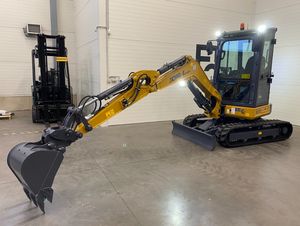 Escavatore Cingolato Compatto XE27E: Braccio Rinforzato, 2,7 Tonnellate, Benna da 0,06m3 - Product Image 3