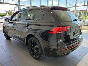 Volkswagen Tiguan 2.0T SEL R-Line Noir 2022 - Product Image 3