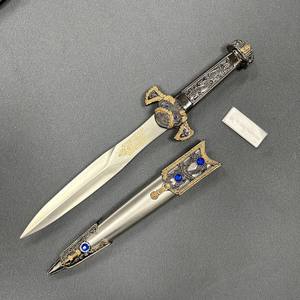 T04TS medievale romano vichia cavalieri con guaina in plastica incisa e gemme Roman Gladius spada medievale non affilata - Product Image 1