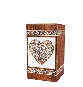 Urnas de madera para cenizas humanas Cremación Caja de urna de madera Árbol funerario de la vida Cenizas adultas Urna personalizada - Product Image 5