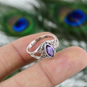 Mejor diseño clásico hecho a mano amatista piedra preciosa cabujón anillo 925 sólida plata esterlina 925 Plata estampada joyería de plata de moda - Product Image 4