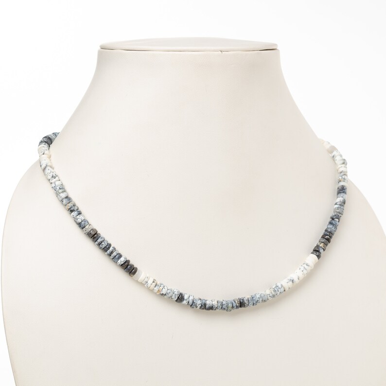 สีดำ/ สีขาว