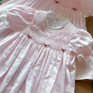 Vestido de lino suave hecho a mano para niñas pequeñas, estilo informal para el primer cumpleaños de niños pequeños, OEM hecho en Vietnam - Product Image 5