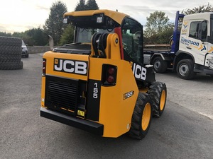 Minicargadora JCB 155, Cargadora Compacta de Ruedas para Jardinería, Agricultura y Construcción - Product Image 6