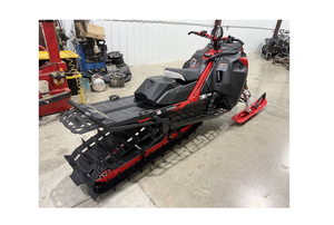 Meilleur prix, nouvelle motoneige Lynx Shredder RE 850 E-TEC Turbo R 146 2.5 2026 - Product Image 4