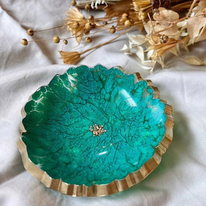 ชามเรซินที่หรูหราด้วยพื้นผิวหินอ่อนและเสน่ห์ทำด้วยมือเหมาะสำหรับการตั้งค่าการรับประทานอาหารอย่างเป็นทางการและการออกแบบ - Product Image 1