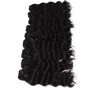 Notre emballage pour extensions de cheveux assure une protection premium, parfait pour mettre en valeur et préserver les extensions de cheveux de haute qualité - Product Image 2