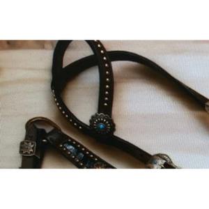 Ensemble équestre en cuir véritable de qualité supérieure, durable, avec motif floral, bride et poitrail pour l'équitation - Product Image 2