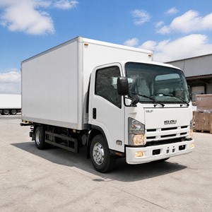 Camion de <span class=keywords><strong>remorquage</strong></span> à plateau Isuzu NPR-HD 4x2 5MT Euro 5 190HP - Product Image 2