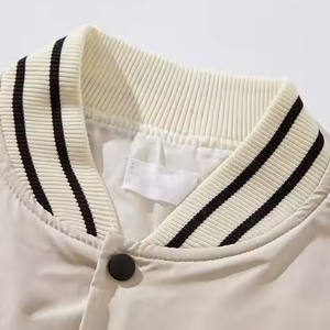 Veste d'hiver Letterman en toile de super qualité au design unique pour hommes avec logo à l'avant Nouveau style à vendre en ligne - Product Image 3