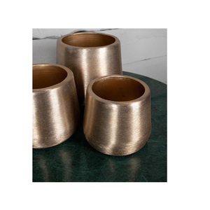 Vase à fleurs en laiton martelé de luxe - Décoration de table en métal doré moderne Décoration d'intérieur en gros Pot à fleurs en métal personnalisé - Product Image 3