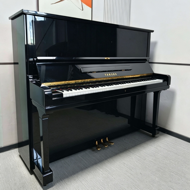 Top Yamahas U3F Japan Quality Professional Performance Stage-Ready Upright Piano with 88 Keys Classic Style Clear Powerful Sound