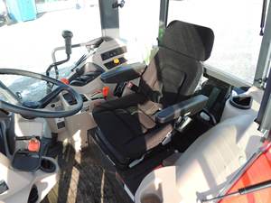 รถแทรกเตอร์คูโบต้า M7060 ปี 2022 ขายในราคาที่เข้าถึงได้ - Product Image 3