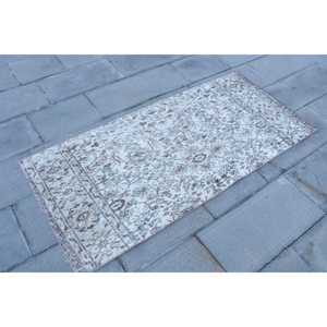 Tapis turc vintage écologique, petit modèle 2,5x5,4 pi (75x165 cm), tapis en laine patchwork blanc avec envers en latex pour salle à manger - Product Image 3