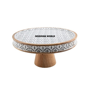 Support à gâteau en bois de forme carrée avec couvercle Vente à chaud de support à gâteau en bois de créateur classique élégant fait à la main de qualité supérieure - Product Image 5