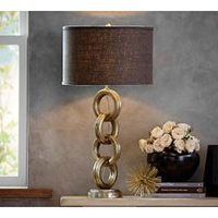 Lampe de table de luxe en tissu avec base en fer, abat-jour en or, lampe de table d'hôtel pour la maison et l'hôtel à bas prix par le fournisseur