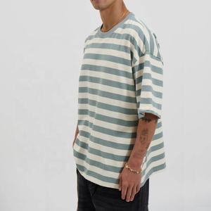 T-shirts à manches courtes rayés pour hommes, coupe ample et oversize, style hip-hop streetwear, personnalisables en gros, fabrication en usine - Product Image 2