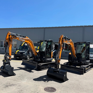 Mini-excavatrice CASE CX50D d'occasion à vendre, excavatrice sur chenilles de 5 tonnes, fournisseur de matériel de construction, prête à être expédiée - Product Image 1