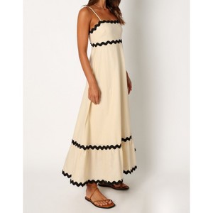 Vestidos de Mujer con el Mejor Diseño, Ropa de Primera Calidad con Textura Suave, Forma Equilibrada y Apariencia Visual Elegante de la India - Product Image 2