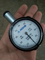 Duromètre d'équipement de mesure de dureté de haute précision pour mesurer la durabilité du plastique en caoutchouc en usine disponible pour l'exportation