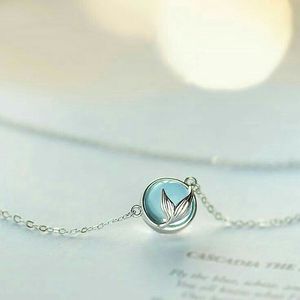 Bijoux de mode pour femmes personnalisé en gros unisexe fête fiançailles anniversaire chandail chaîne classique en résine Long collier - Product Image 4